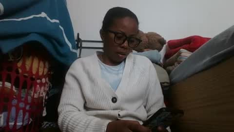 Snapshot of aicha_boobs chatting on July 21, 2026, 8:38 am Aicha boobs online show from July 21, 2026, 8:38 am