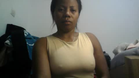 Snapshot of aicha_boobs chatting on July 28, 2026, 2:29 am Aicha boobs online show from July 28, 2026, 2:29 am