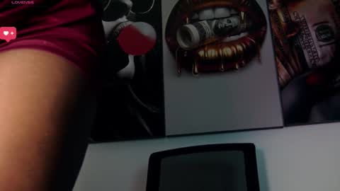 Snapshot of aidaadams chatting on January 6, 2026, 11:36 am Aida online show from January 6, 2026, 11:36 am