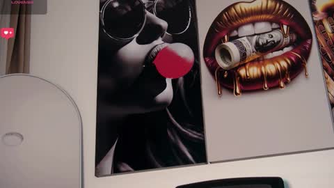 Snapshot of aidaadams chatting on January 7, 2026, 11:34 am Aida online show from January 7, 2026, 11:34 am