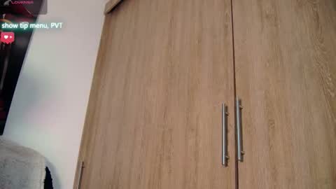 Snapshot of aidaadams chatting on January 13, 2026, 11:37 am Aida online show from January 13, 2026, 11:37 am