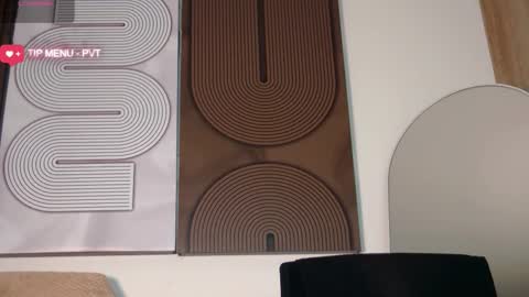 Snapshot of aidaadams chatting on February 4, 2026, 11:27 am Aida online show from February 4, 2026, 11:27 am