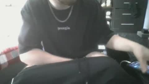 Snapshot of aiden_ball07 chatting on April 21, 2026, 12:33 pm aiden_ball07 online show from April 21, 2026, 12:33 pm