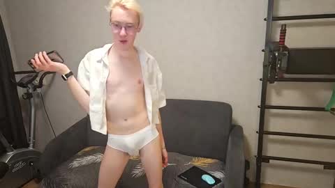 Snapshot of aiden_gr chatting on January 30, 2025, 6:43 pm aiden_gr online show from January 30, 2025, 6:43 pm