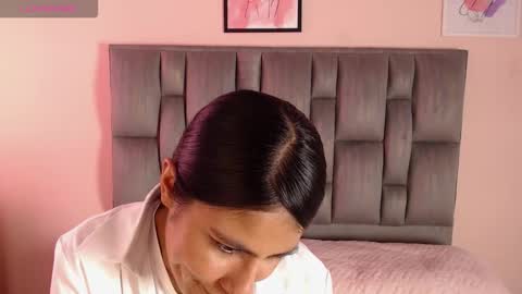 Snapshot of aiilynn_1 chatting on October 14, 2025, 9:15 pm Ailyn online show from October 14, 2025, 9:15 pm