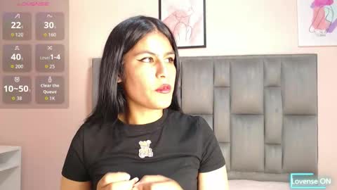 Snapshot of aiilynn_1 chatting on October 17, 2025, 10:45 pm Ailyn online show from October 17, 2025, 10:45 pm