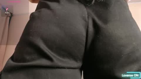 Snapshot of aiilynn_1 chatting on October 20, 2025, 11:16 pm Ailyn online show from October 20, 2025, 11:16 pm