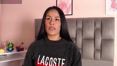 Snapshot of aiilynn_1 chatting on November 13, 2025, 9:25 pm Ailyn online show from November 13, 2025, 9:25 pm