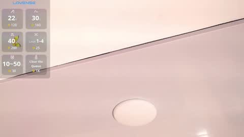 Snapshot of aiilynn_1 chatting on November 18, 2025, 8:57 pm Ailyn online show from November 18, 2025, 8:57 pm