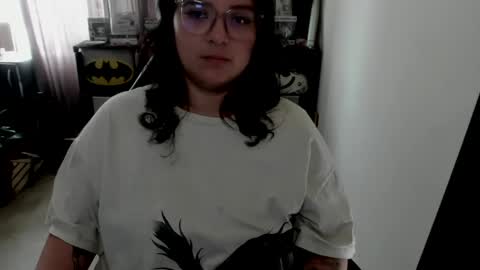 Catalina online show from April 14, 2026, 4:57 pm