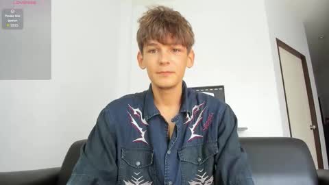 Snapshot of aiko_miracle chatting on March 14, 2026, 3:23 am birthday here online show from March 14, 2026, 3:23 am