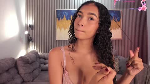 Snapshot of ailann_ chatting on January 23, 2025, 7:40 pm Alisson online show from January 23, 2025, 7:40 pm