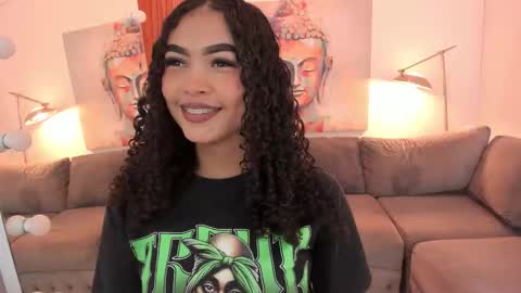 Snapshot of ailann_ chatting on October 29, 2025, 7:48 pm Alisson online show from October 29, 2025, 7:48 pm