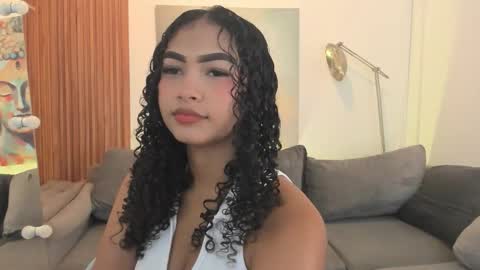 Snapshot of ailann_ chatting on November 11, 2025, 7:47 pm Alisson online show from November 11, 2025, 7:47 pm