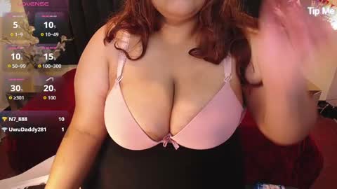 Ailyn rouss online show from November 12, 2025, 2:23 am