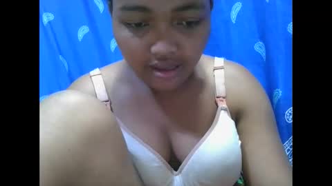 Snapshot of aimealdy chatting on October 29, 2025, 7:15 pm aimealdy online show from October 29, 2025, 7:15 pm