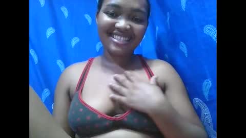 Snapshot of aimealdy chatting on November 12, 2025, 8:08 pm aimealdy online show from November 12, 2025, 8:08 pm