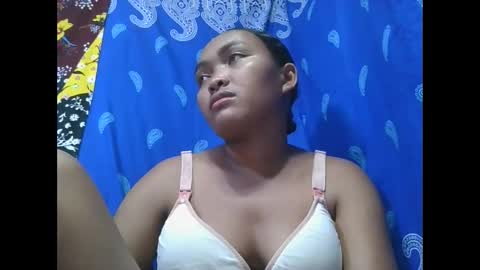 Snapshot of aimealdy chatting on November 21, 2025, 8:02 am aimealdy online show from November 21, 2025, 8:02 am