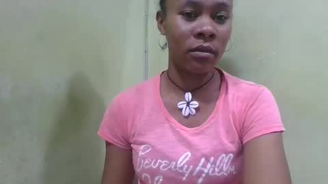 Snapshot of aimee982179 chatting on May 15, 2026, 8:21 am aimee982179 online show from May 15, 2026, 8:21 am