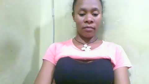 Snapshot of aimee982179 chatting on May 18, 2026, 4:35 pm aimee982179 online show from May 18, 2026, 4:35 pm
