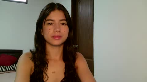 Snapshot of aine_ileana chatting on September 21, 2025, 2:19 pm J online show from September 21, 2025, 2:19 pm