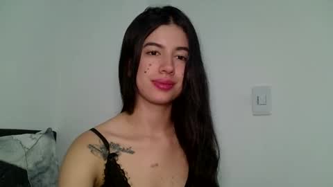 Snapshot of aine_ileana chatting on January 17, 2026, 2:49 am J online show from January 17, 2026, 2:49 am