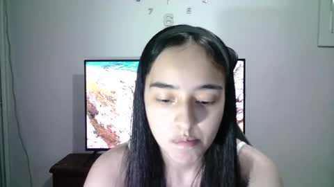 Snapshot of aineangeel chatting on February 27, 2025, 12:32 am AINE online show from February 27, 2025, 12:32 am