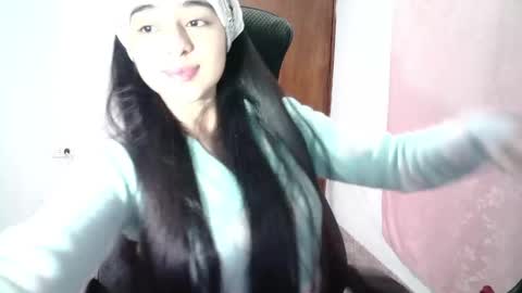 Snapshot of aineangeel chatting on September 24, 2025, 12:36 am AINE online show from September 24, 2025, 12:36 am