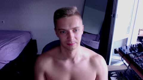 Snapshot of aintwefunkin chatting on May 24, 2026, 1:49 pm free your mind and your ass will follow online show from May 24, 2026, 1:49 pm