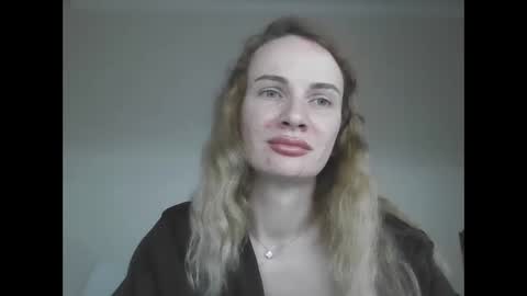 AinyrVixxen online show from May 18, 2026, 8:36 pm