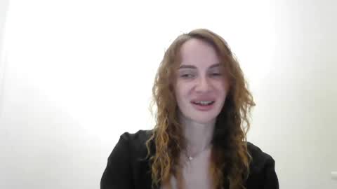 Snapshot of ainyrvixxen chatting on July 2, 2026, 9:43 pm AinyrVixxen online show from July 2, 2026, 9:43 pm