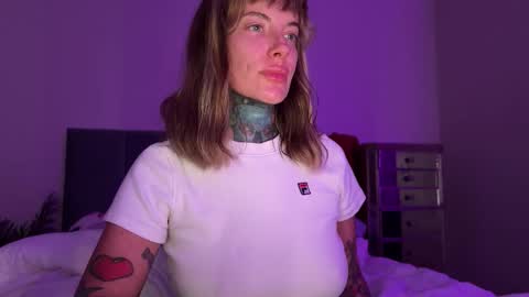 Snapshot of airgeadx chatting on January 11, 2026, 12:37 am Airgead online show from January 11, 2026, 12:37 am