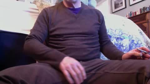 Snapshot of airier chatting on December 18, 2025, 3:07 pm airier online show from December 18, 2025, 3:07 pm