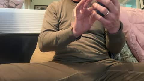 Snapshot of airier chatting on April 30, 2026, 1:17 pm airier online show from April 30, 2026, 1:17 pm