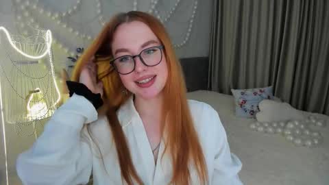 Louise online show from December 15, 2025, 6:01 pm