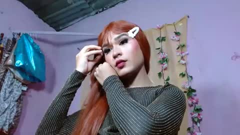 Jess online show from March 9, 2025, 4:05 am