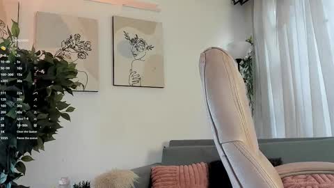 Aisha online show from January 14, 2026, 12:44 pm