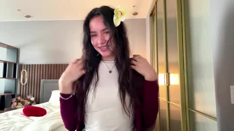 Snapshot of aisha_eilish chatting on April 13, 2026, 6:08 am Aisha online show from April 13, 2026, 6:08 am