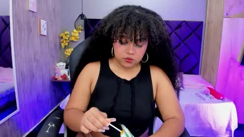 Snapshot of aisha_linh chatting on November 12, 2025, 9:03 pm Aisha online show from November 12, 2025, 9:03 pm