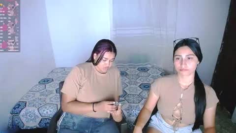 aisha_stacey0410 online show from January 14, 2026, 4:45 pm
