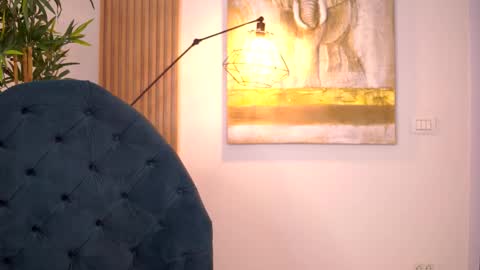 Aisha online show from March 16, 2026, 9:35 am