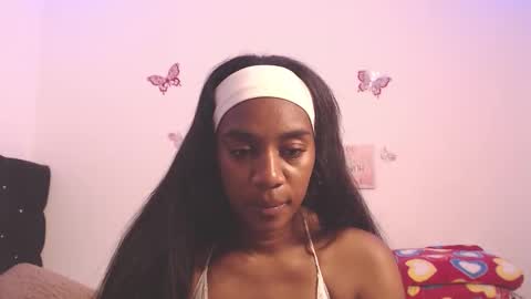 Snapshot of aishaowens chatting on December 3, 2025, 8:07 pm Aisha online show from December 3, 2025, 8:07 pm
