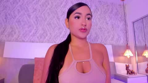 Aisha online show from October 6, 2025, 2:58 pm