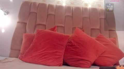 aisha  online show from March 24, 2026, 10:04 pm