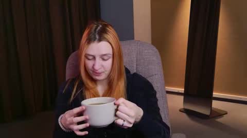 aishiro online show from February 8, 2026, 2:09 pm