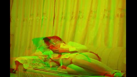 Snapshot of aiss520 chatting on February 18, 2026, 4:14 pm Unrestrained Girl online show from February 18, 2026, 4:14 pm