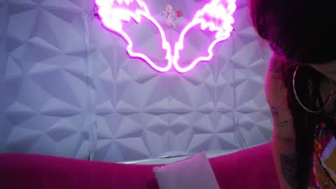 Aitana  online show from April 16, 2026, 12:06 pm