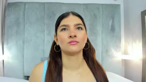  Aitana  online show from May 12, 2026, 10:34 am