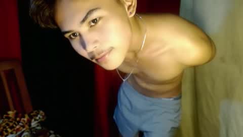 Snapshot of aivanboyyy chatting on December 18, 2025, 10:43 am aivanboyyy online show from December 18, 2025, 10:43 am