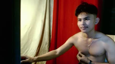 Snapshot of aivanboyyy chatting on January 7, 2026, 11:40 pm aivanboyyy online show from January 7, 2026, 11:40 pm